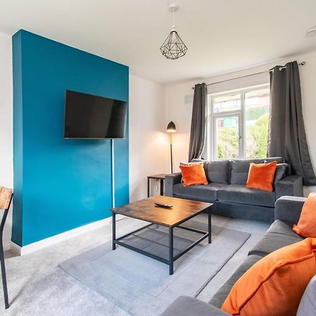 Newly Refurbished Homely 4Br In Sherwood นอตติงแฮม ภายนอก รูปภาพ